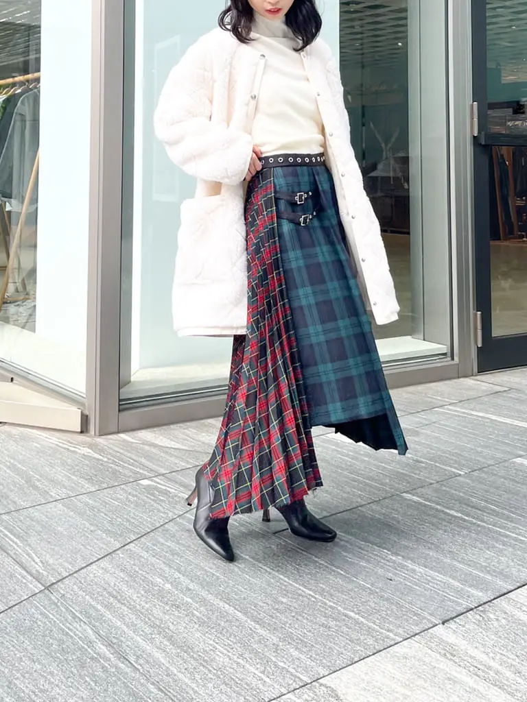 ORIGINATED IN GRACE CONTINENTAL yuri コーディネート画像