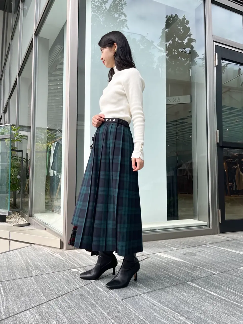 ORIGINATED IN GRACE CONTINENTAL yuri コーディネート画像