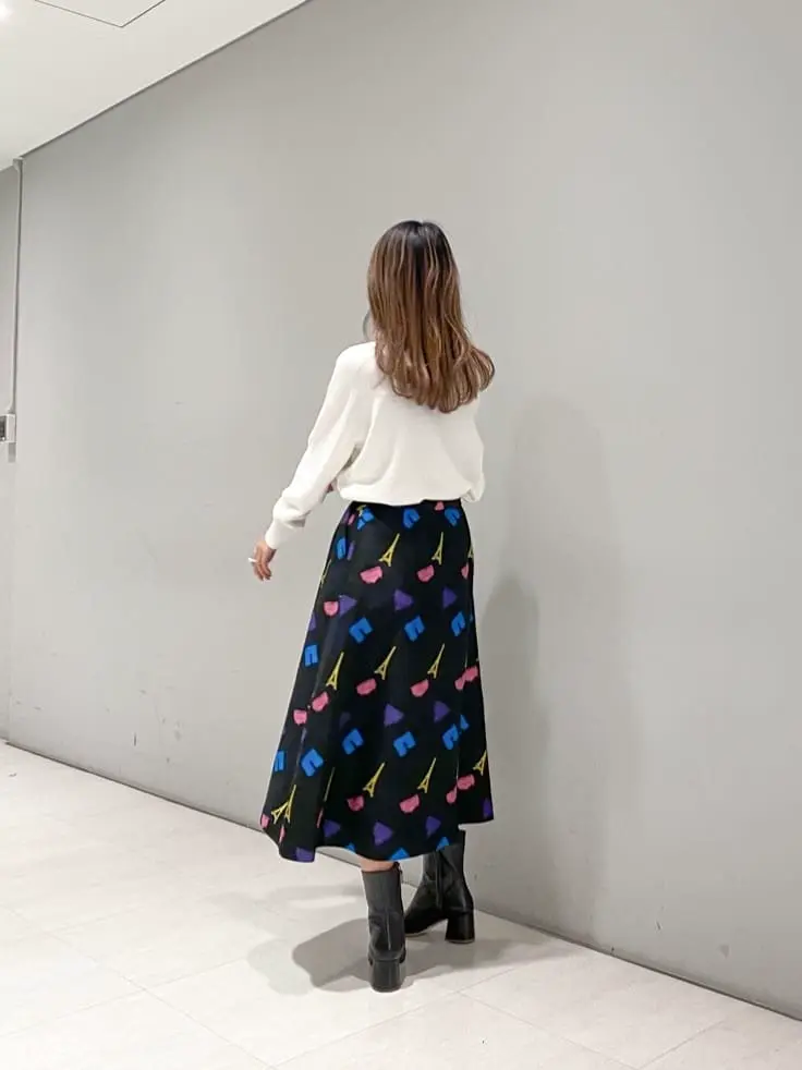 ORIGINATED IN GRACE CONTINENTAL yukimi yonee コーディネート画像