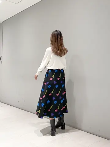 ORIGINATED IN GRACE CONTINENTAL yukimi yonee コーディネート画像