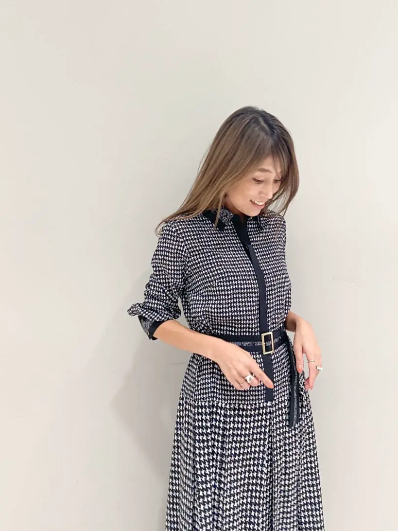 ORIGINATED IN GRACE CONTINENTAL yukimi yonee コーディネート画像