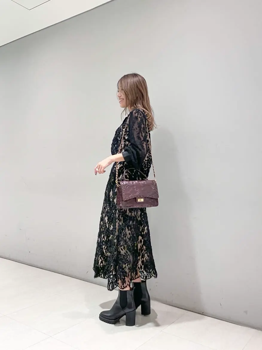 ORIGINATED IN GRACE CONTINENTAL yukimi yonee コーディネート画像