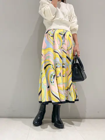 ORIGINATED IN GRACE CONTINENTAL yukimi yonee コーディネート画像