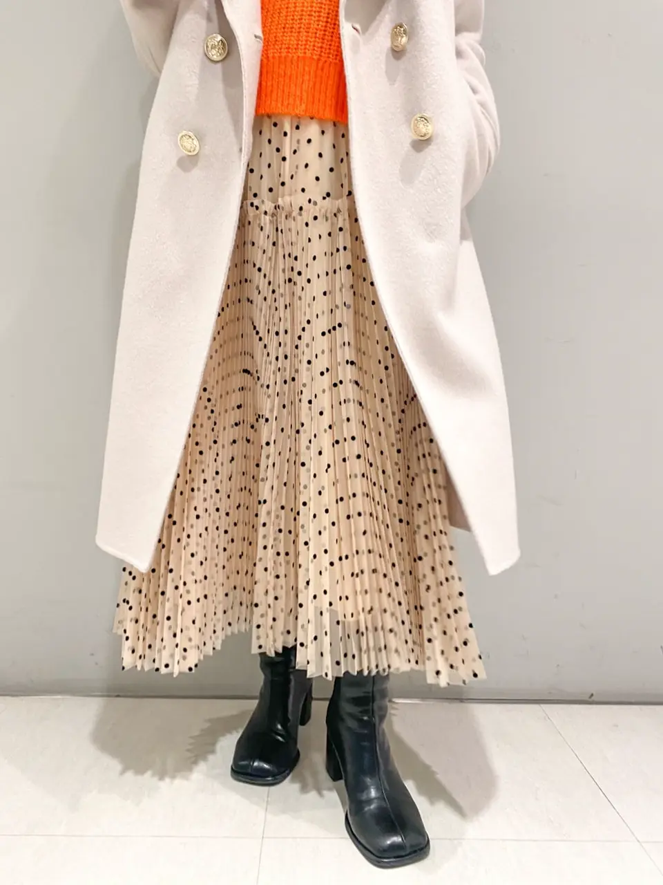 ORIGINATED IN GRACE CONTINENTAL yukimi yonee コーディネート画像