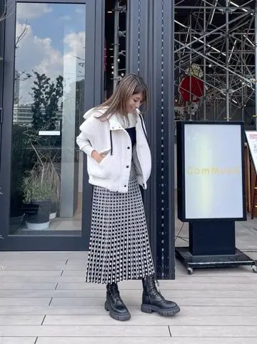 ORIGINATED IN GRACE CONTINENTAL yukimi yonee コーディネート画像