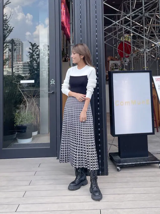 ORIGINATED IN GRACE CONTINENTAL yukimi yonee コーディネート画像