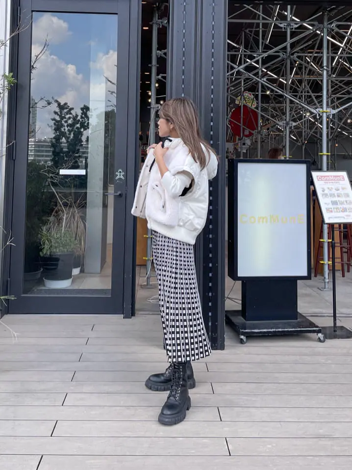 ORIGINATED IN GRACE CONTINENTAL yukimi yonee コーディネート画像