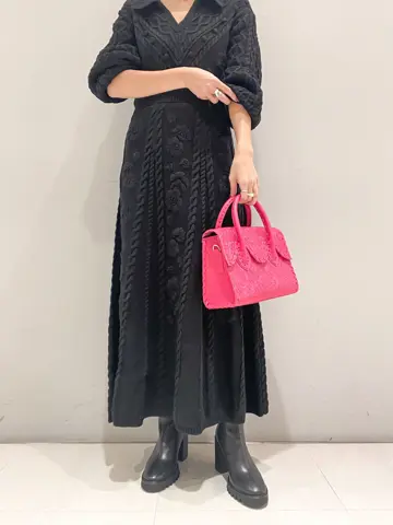 ORIGINATED IN GRACE CONTINENTAL yukimi yonee コーディネート画像