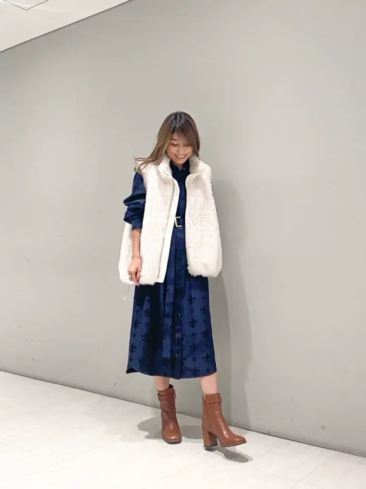 ORIGINATED IN GRACE CONTINENTAL yukimi yonee コーディネート画像