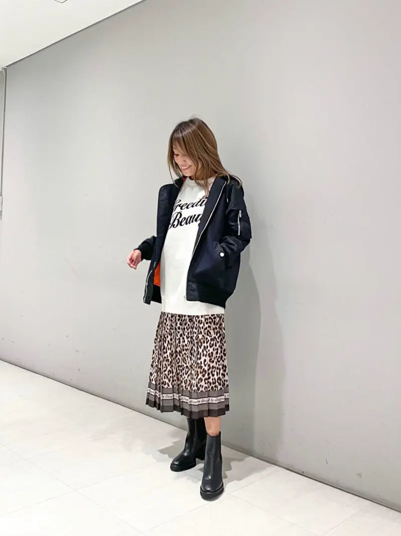 ORIGINATED IN GRACE CONTINENTAL yukimi yonee コーディネート画像