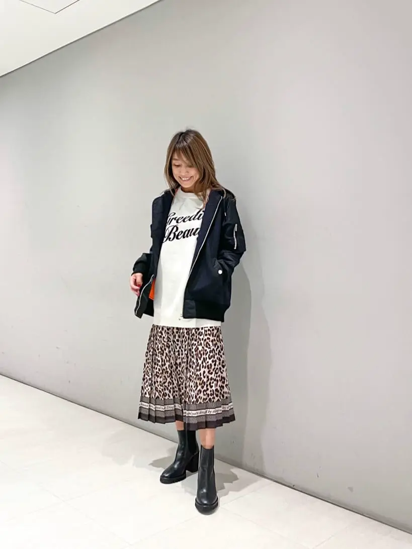 ORIGINATED IN GRACE CONTINENTAL yukimi yonee コーディネート画像