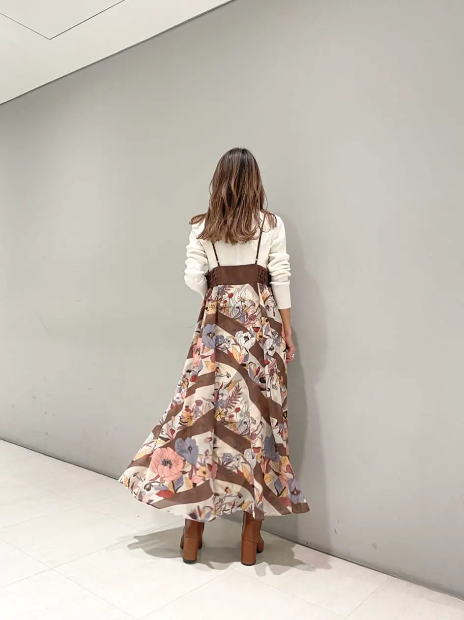 ORIGINATED IN GRACE CONTINENTAL yukimi yonee コーディネート画像