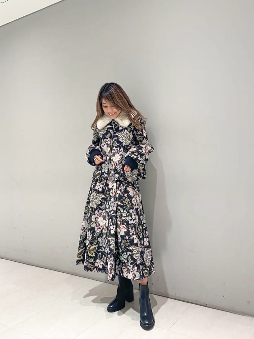 ORIGINATED IN GRACE CONTINENTAL yukimi yonee コーディネート画像