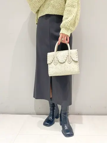 ORIGINATED IN GRACE CONTINENTAL yukimi yonee コーディネート画像