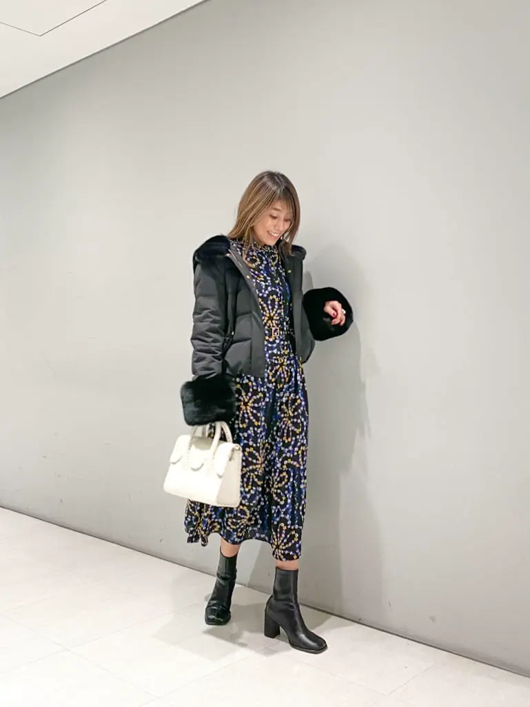 ORIGINATED IN GRACE CONTINENTAL yukimi yonee コーディネート画像