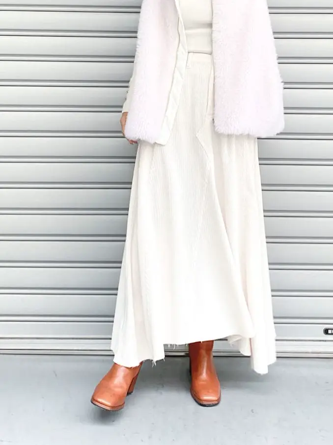 ORIGINATED IN GRACE CONTINENTAL yukimi yonee コーディネート画像