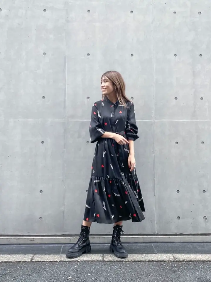 ORIGINATED IN GRACE CONTINENTAL yukimi yonee コーディネート画像