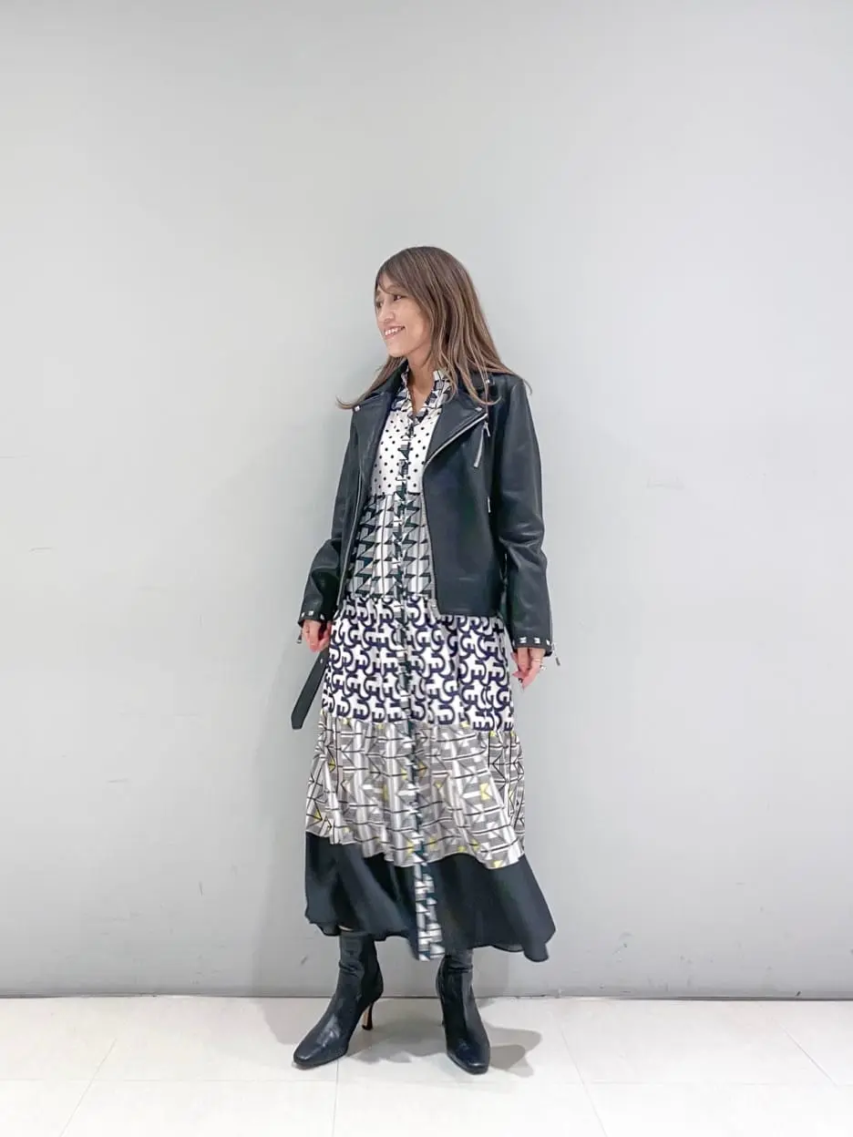 ORIGINATED IN GRACE CONTINENTAL yukimi yonee コーディネート画像