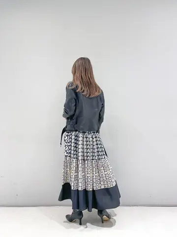 ORIGINATED IN GRACE CONTINENTAL yukimi yonee コーディネート画像