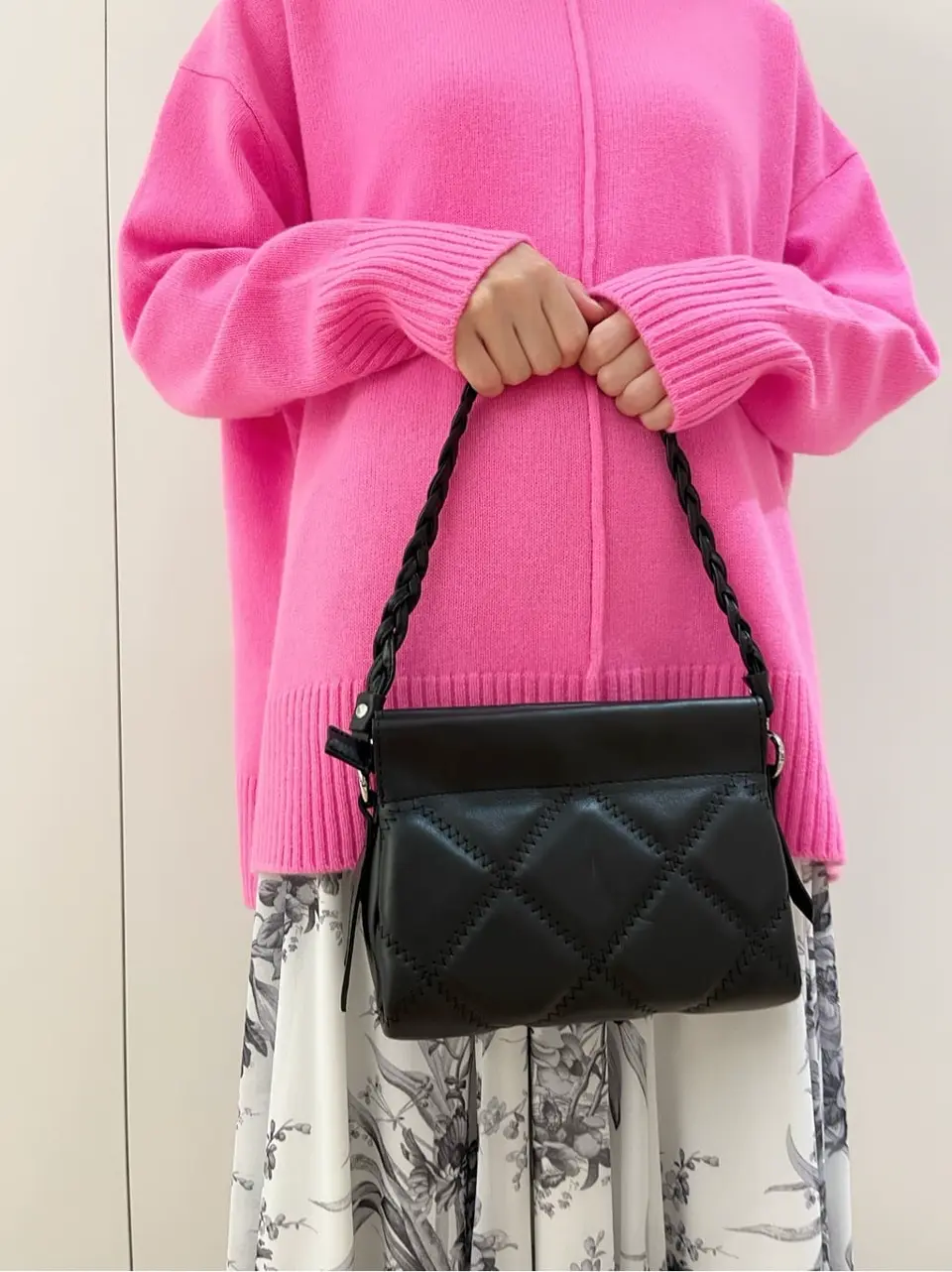 ORIGINATED IN GRACE CONTINENTAL yuri コーディネート画像