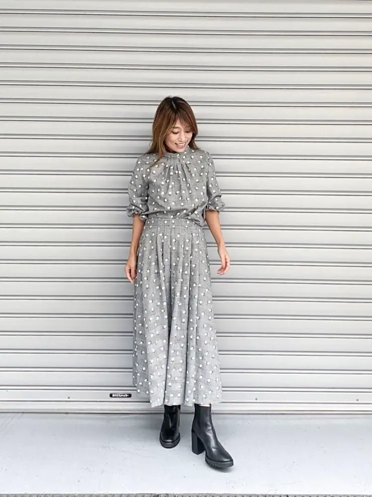 ORIGINATED IN GRACE CONTINENTAL yukimi yonee コーディネート画像