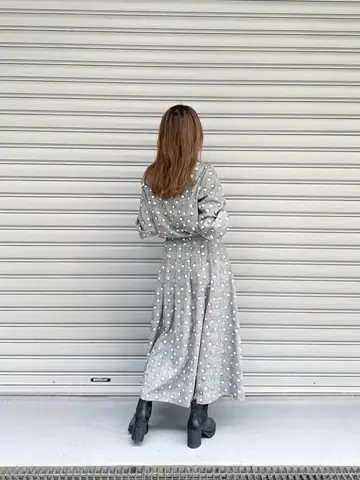 ORIGINATED IN GRACE CONTINENTAL yukimi yonee コーディネート画像