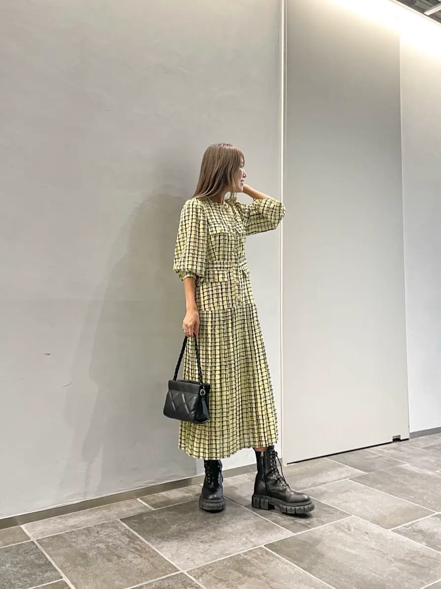 ORIGINATED IN GRACE CONTINENTAL yukimi yonee コーディネート画像