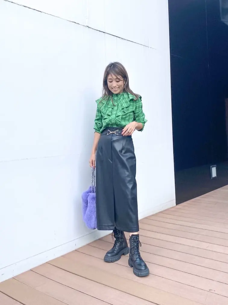 ORIGINATED IN GRACE CONTINENTAL yukimi yonee コーディネート画像