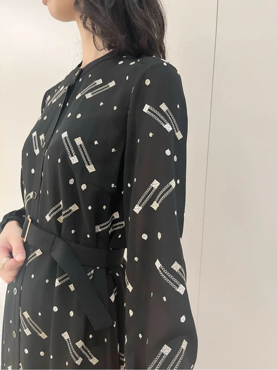 ORIGINATED IN GRACE CONTINENTAL yuri コーディネート画像