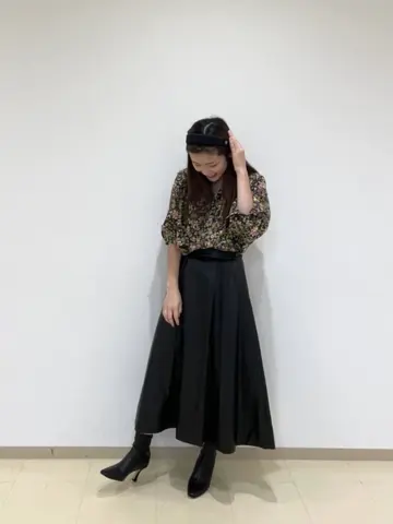 ORIGINATED IN GRACE CONTINENTAL Kaho コーディネート画像