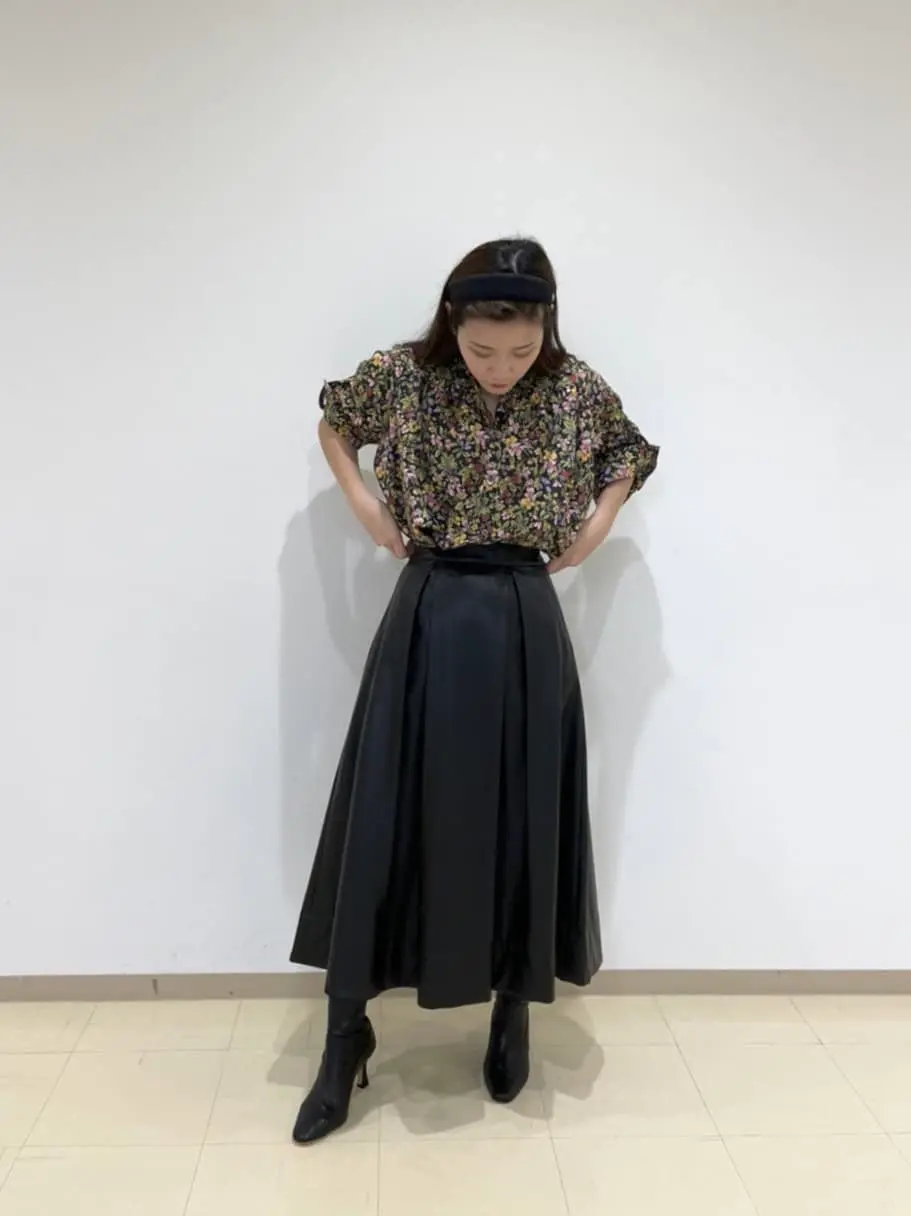 ORIGINATED IN GRACE CONTINENTAL Kaho コーディネート画像