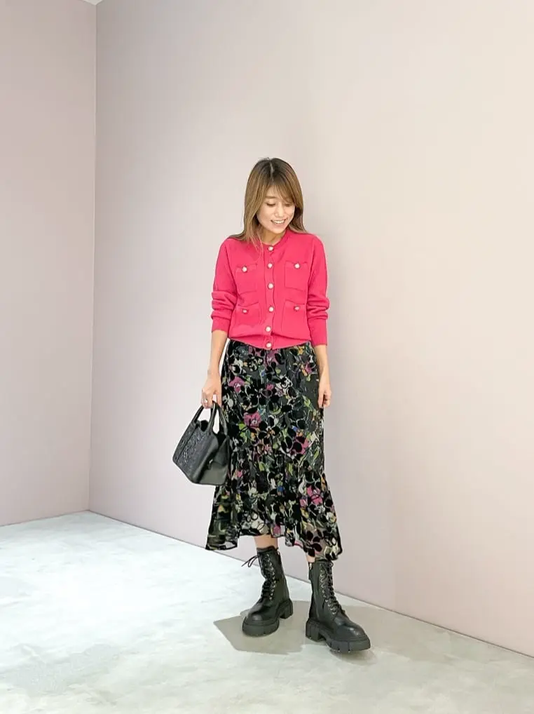 ORIGINATED IN GRACE CONTINENTAL yukimi yonee コーディネート画像