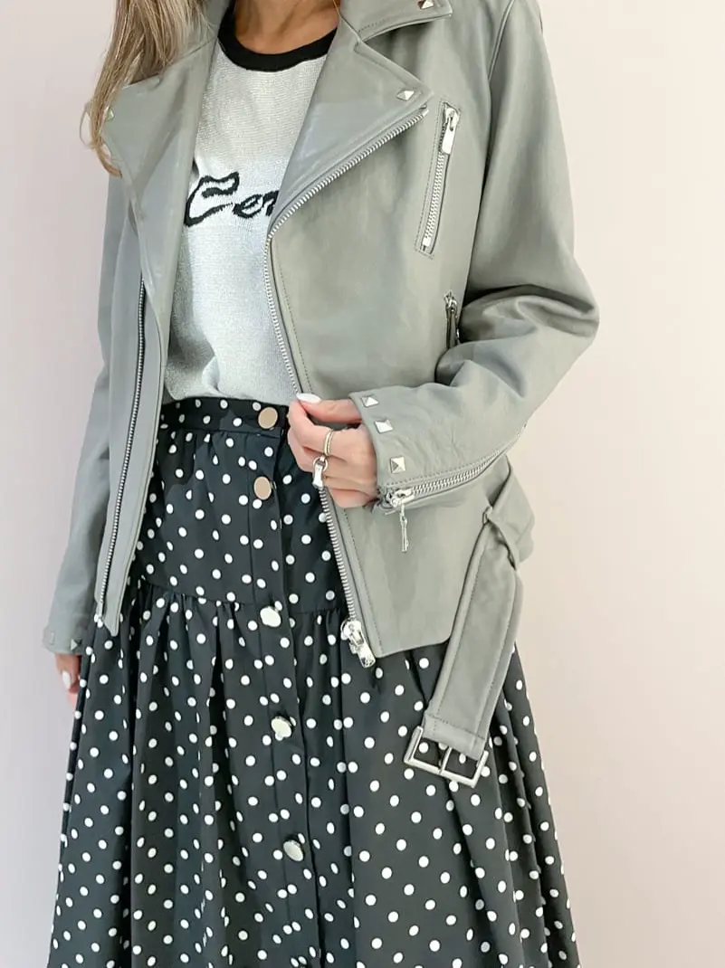 ORIGINATED IN GRACE CONTINENTAL yukimi yonee コーディネート画像