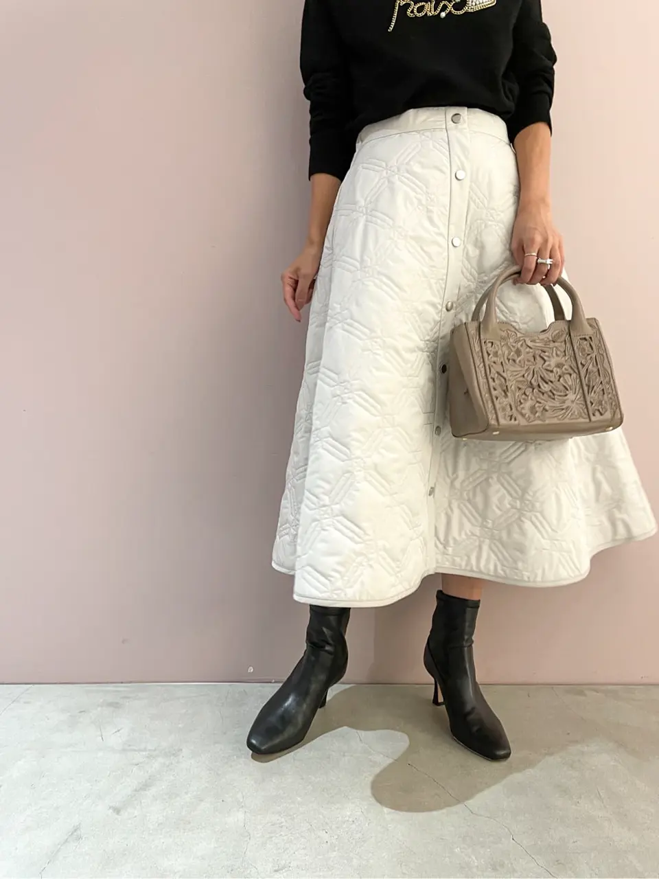 ORIGINATED IN GRACE CONTINENTAL yukimi yonee コーディネート画像