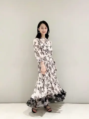 ORIGINATED IN GRACE CONTINENTAL yuri コーディネート画像