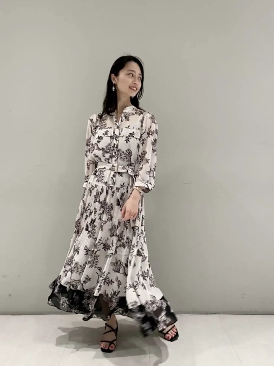 ORIGINATED IN GRACE CONTINENTAL yuri コーディネート画像