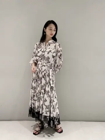 ORIGINATED IN GRACE CONTINENTAL yuri コーディネート画像