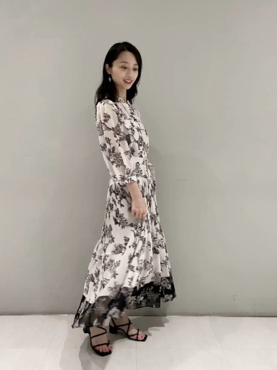 ORIGINATED IN GRACE CONTINENTAL yuri コーディネート画像