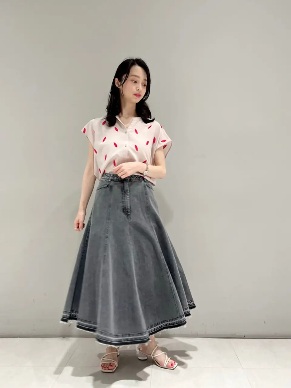 ORIGINATED IN GRACE CONTINENTAL yuri コーディネート画像