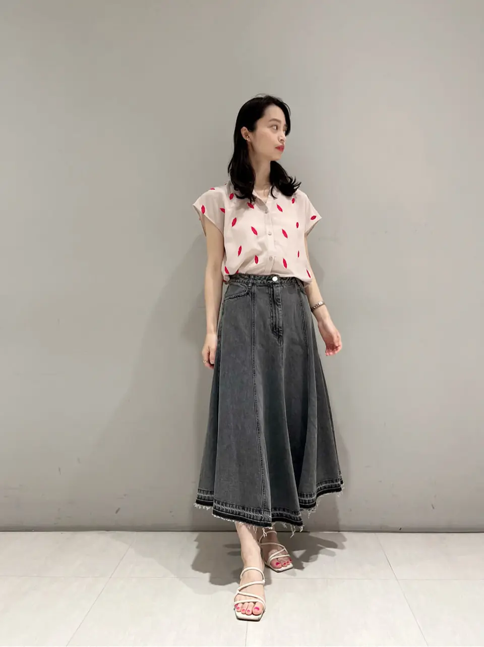 ORIGINATED IN GRACE CONTINENTAL yuri コーディネート画像