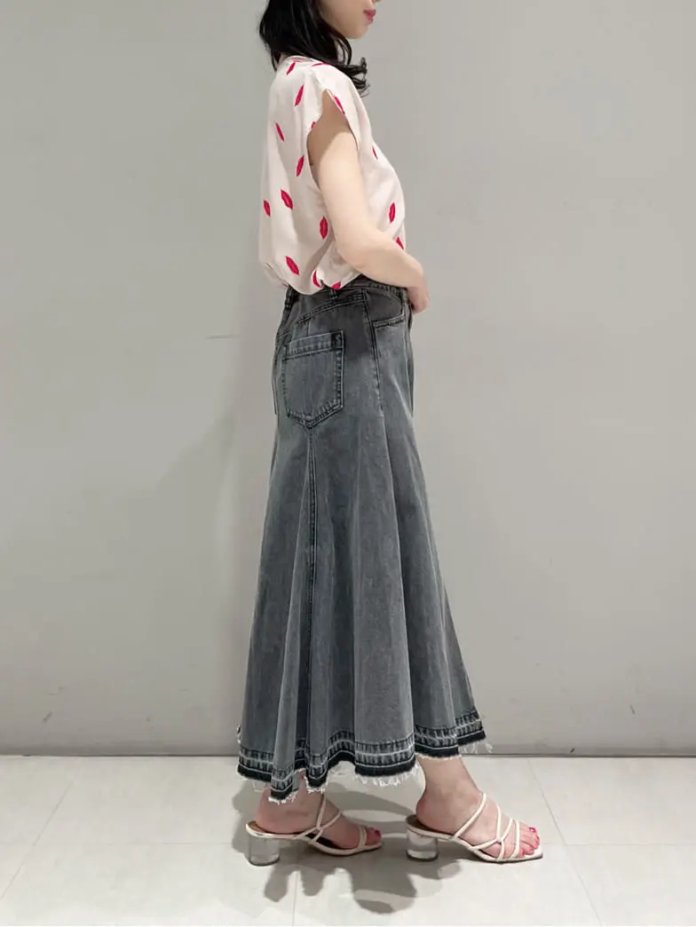 ORIGINATED IN GRACE CONTINENTAL yuri コーディネート画像