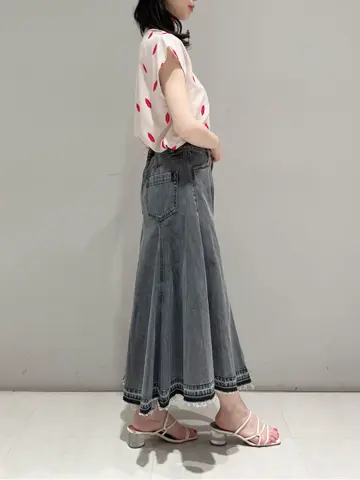 ORIGINATED IN GRACE CONTINENTAL yuri コーディネート画像