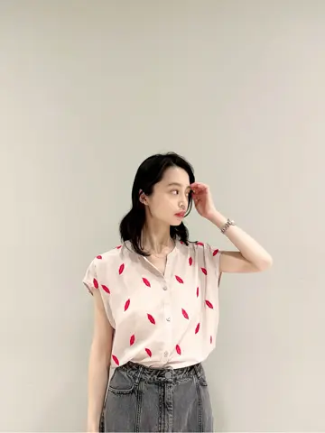 ORIGINATED IN GRACE CONTINENTAL yuri コーディネート画像