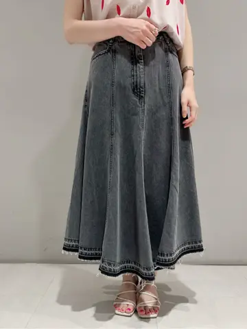 ORIGINATED IN GRACE CONTINENTAL yuri コーディネート画像