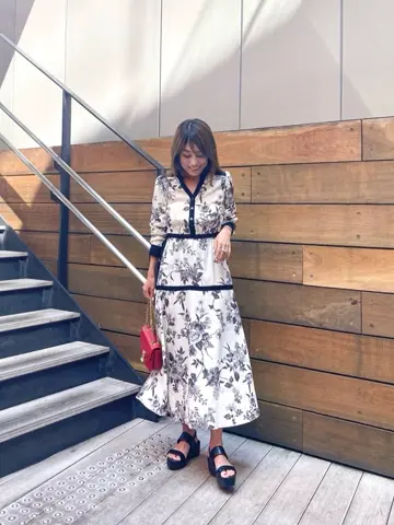 ORIGINATED IN GRACE CONTINENTAL yukimi yonee コーディネート画像