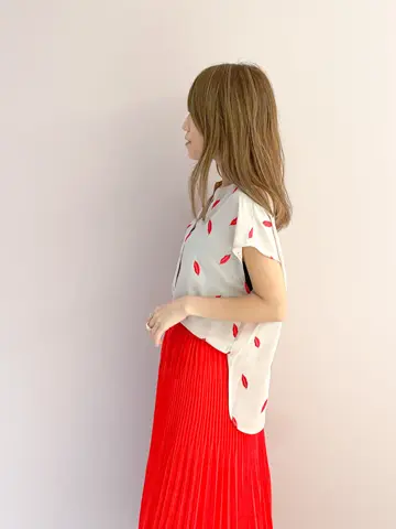 ORIGINATED IN GRACE CONTINENTAL yukimi yonee コーディネート画像