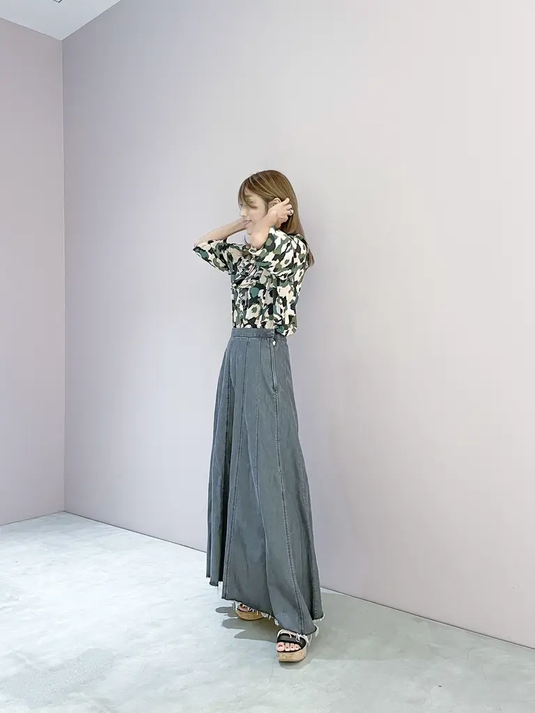 ORIGINATED IN GRACE CONTINENTAL yukimi yonee コーディネート画像