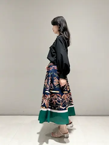 ORIGINATED IN GRACE CONTINENTAL yuri コーディネート画像