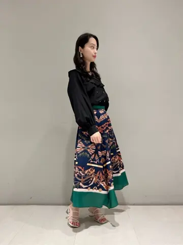 ORIGINATED IN GRACE CONTINENTAL yuri コーディネート画像