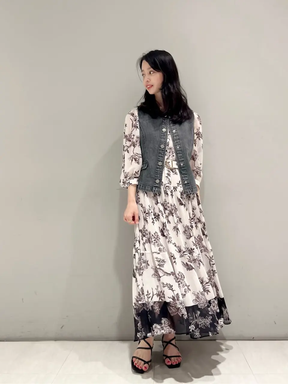 ORIGINATED IN GRACE CONTINENTAL yuri コーディネート画像